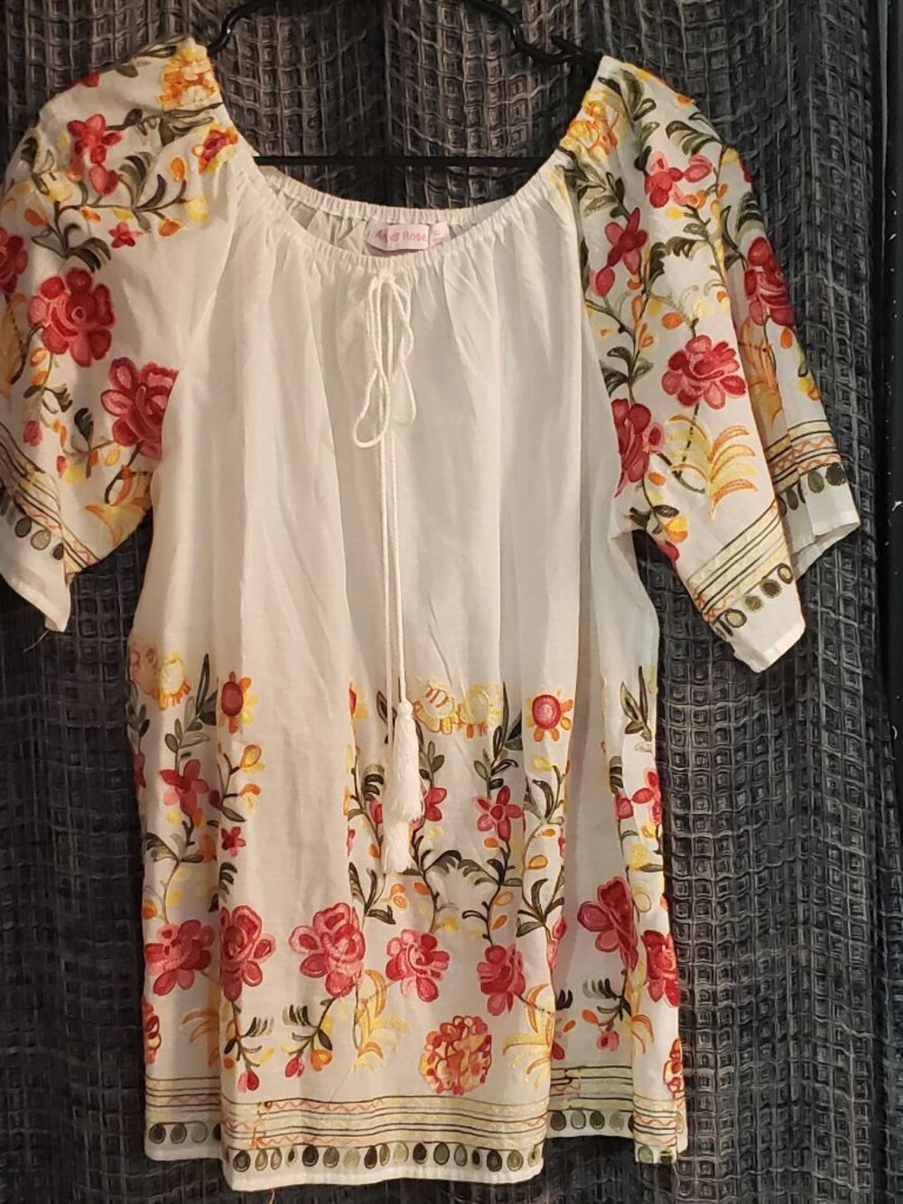 ANA AND ROSE BOHO EMBROIDERED ON/OFF SHOULDER SHIRT XL